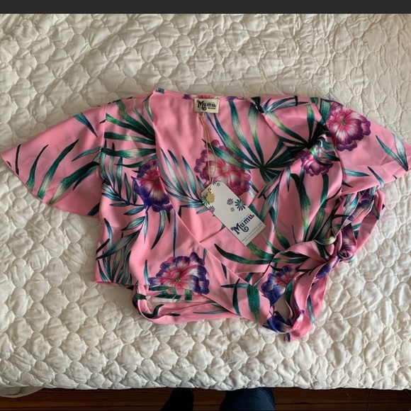 Maui Wowi Wilson Tie Top - Picture 3 of 3